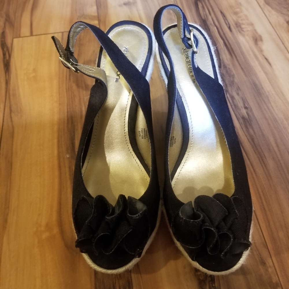 Women's wedge heel